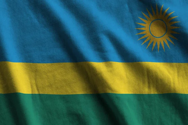 Rwanda Flagga Med Stora Veck Viftar Nära Håll Studioljuset Inomhus — Stockfoto