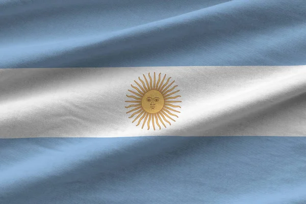 阿根廷国旗 巨大的褶皱在室内的工作室灯光下摇曳着 织物横幅中的官方符号和颜色 — 图库照片
