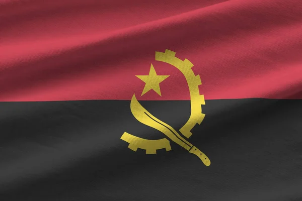 Bandeira Angola Com Grandes Dobras Acenando Perto Sob Luz Estúdio — Fotografia de Stock