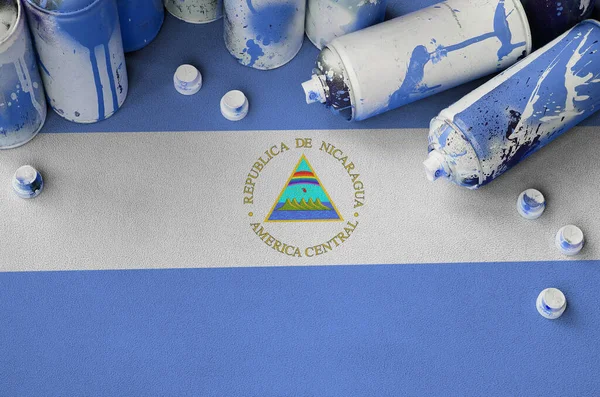 Bandeira Nicarágua Poucas Latas Spray Aerossol Usadas Para Pintura Grafite — Fotografia de Stock