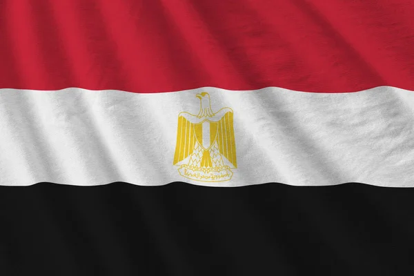Египетский Флаг Большими Складками Размахивающими Близко Студийным Светом Помещении Официальные — стоковое фото