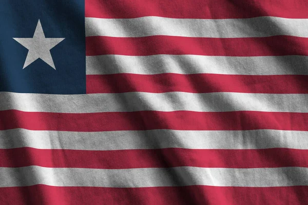 Flaga Liberii Dużymi Fałdami Machająca Bliska Pod Światłem Studyjnym Wewnątrz — Zdjęcie stockowe