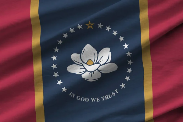 Mississippi Nova Bandeira Estado Dos Eua Com Grandes Dobras Acenando — Fotografia de Stock