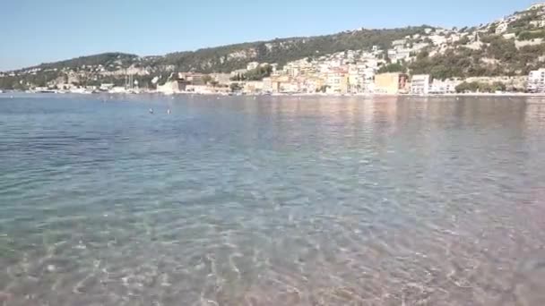 Kumsalda Güneşli Bir Yaz Gününde Fransa Akdeniz — Stok video