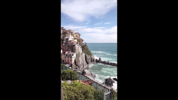 Pobřeží Cinque Terre Svými Vesnicemi Přírodou Itálii Během Ponurého Jarního — Stock video