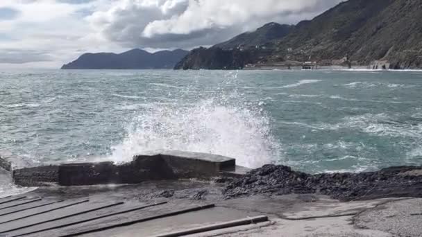 Zeekust Van Cinque Terre Met Zijn Dorpen Natuur Italië Tijdens — Stockvideo