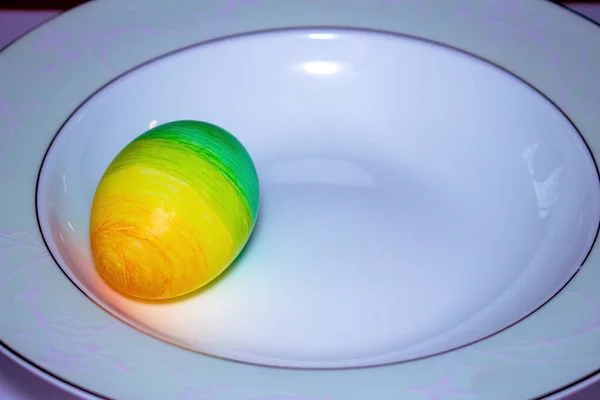 Paskalya Için Güzel Yaratıcı Yumurtalar — Stok fotoğraf
