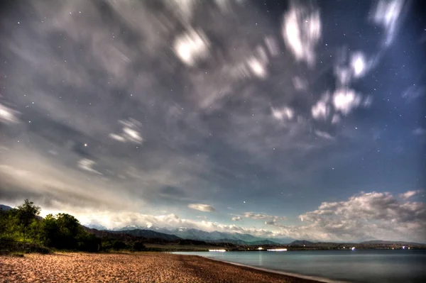 Ночной Вид Звезды Горное Озеро Селективное Фокусирование — стоковое фото