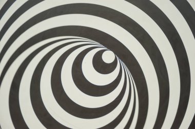 tünel simülatörü olarak siyah ve beyaz daireler