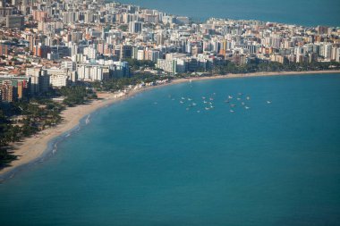 Brezilya 'nın kuzeydoğu bölgesindeki Maceio, Alagoas sahillerinin havadan görünüşü