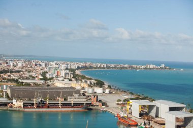 Brezilya 'nın kuzeydoğu bölgesindeki Maceio, Alagoas sahillerinin havadan görünüşü