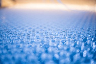 Üretim hattı ilaç endüstrisi. İlaç ve ilaç imalatı, ilaç. 