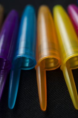 Mavi plastik tükenmez kalem. Yüksek kalite fotoğraf