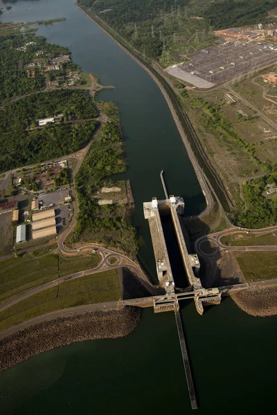 Wasserkraftwerk Wasser Hochwertiges Foto — Stockfoto