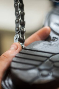 Ayakkabı ve Sneaker Factory. Bir endüstriyel fabrikanın içinde. Yüksek kalite fotoğraf