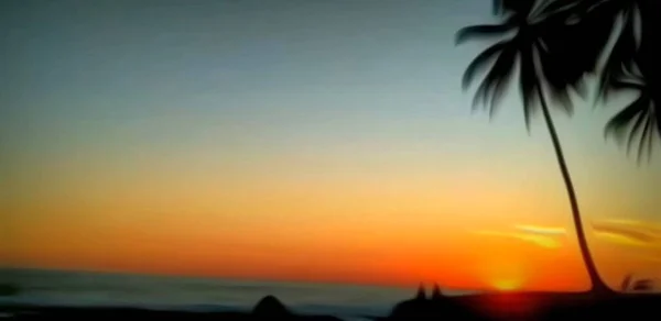 Denizin üzerinde güzel bir gün batımı