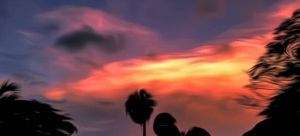 Denizin üzerinde güzel bir gün batımı