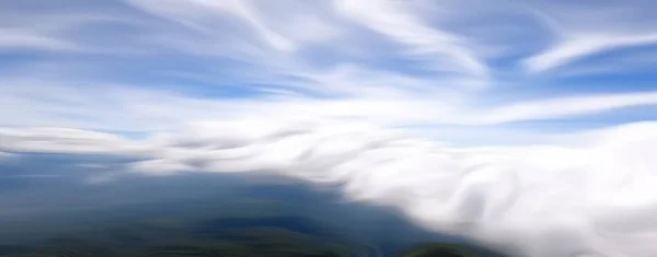 Όμορφο Λευκό Σύννεφο Στον Ουρανό — Φωτογραφία Αρχείου