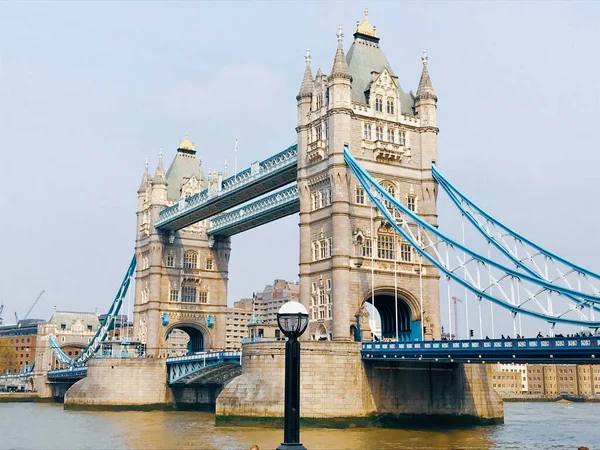 View to the London Tower Bridge — Stock Photo, Image