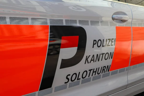 Solothurn, Switzerland, 15. January 2022: A Door of a Car of the Police of the Canton Solothurn. — Stock Photo, Image
