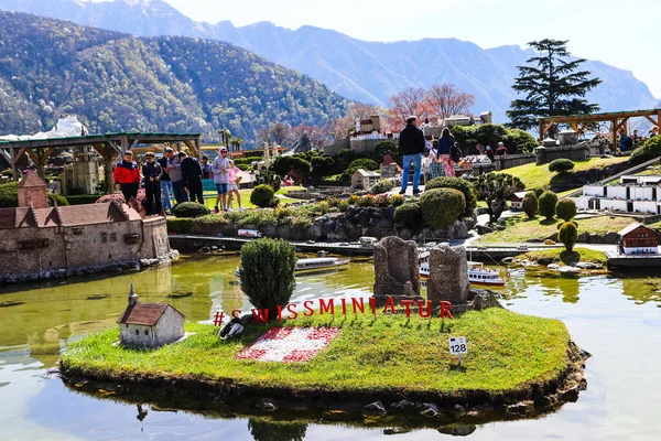 Melide, Switzerland, 04. April 2022: The Swiss Miniatur Outdoor Museum where famous Places are built in small size. — Stock Photo, Image