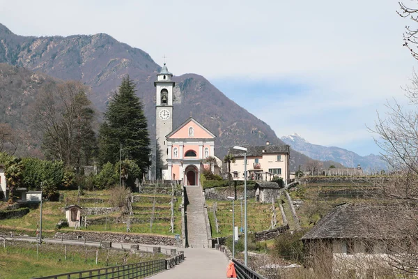 Maggia Schweiz April 2022 100 Schritte Zur Kirche San Maurizio — Stockfoto