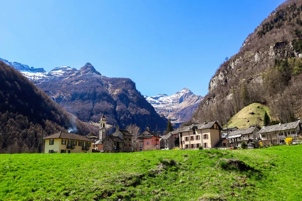Sonogno Schweiz April 2022 Das Historische Dorf Sonogno Mit Alten — Stockfoto