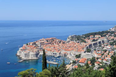 The Sight to the old town of Dubrovnik in Croatia