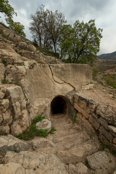 Ingresso Antica Grotta Greca Nella Zona Mesopotamica Della Turchia — Foto Stock