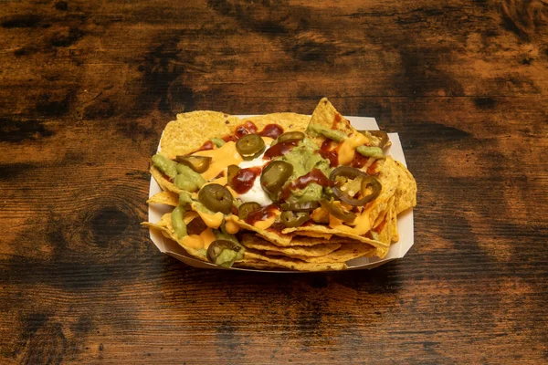 Nachos Sind Ein Gericht Mexikanischen Ursprungs Das Aus Bratenstücken Von — Stockfoto