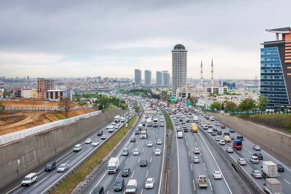 Una Carretera Circunvalación Estambul Hora Punta —  Fotos de Stock