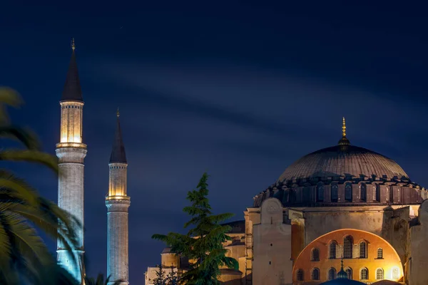 Image Nocturne Des Dômes Des Minarets Mosquée Musée Sainte Sophie — Photo