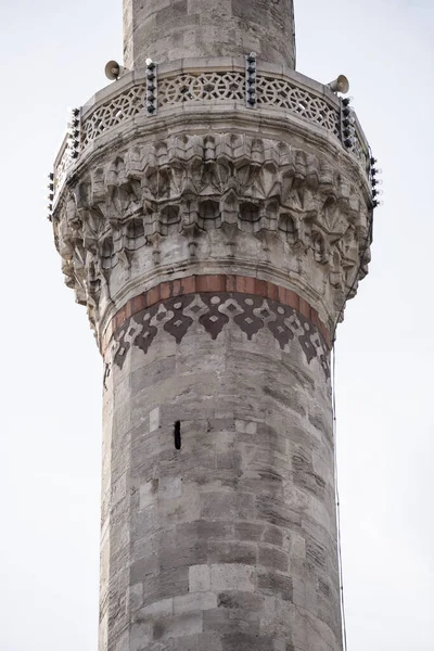 Minarete Pedra Uma Mesquita Muçulmana — Fotografia de Stock