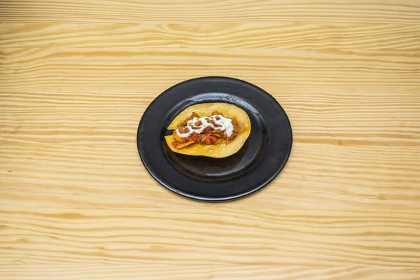 Tinga Typowe Meksykańskie Danie Wykonane Rozdrobnionego Mięsa Sosie Bazie Pomidorów — Zdjęcie stockowe