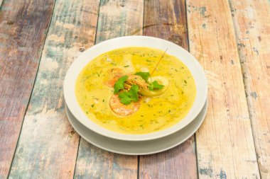 Deniz ürünleri çorbası, bir ya da daha fazla çeşit deniz ürünü içeren bir çorba formundaki bir aşçılık hazırlığıdır. Bu tür bir çorba deniz kıyısı olan ülkelerde çok popülerdir.