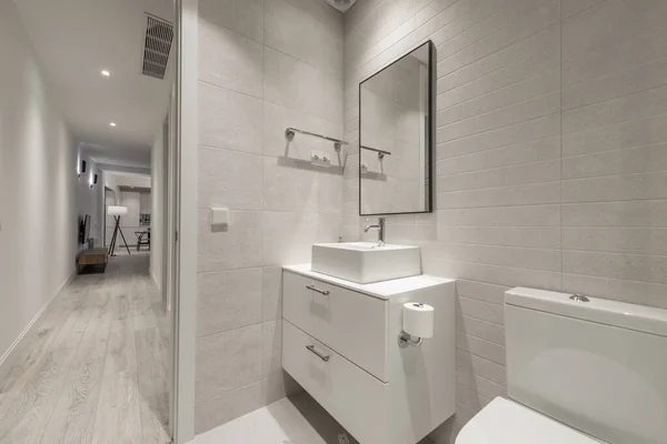 Bathroom Beige Paneling Black Framed Wall Mirror White Porcelain Sink — Foto Stock