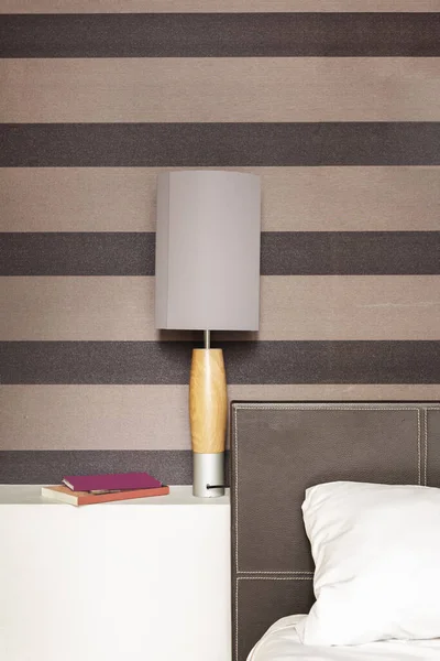 Corner Modern Decorated Bedroom Lamp Wooden Metal Base Book Pillows —  Fotos de Stock