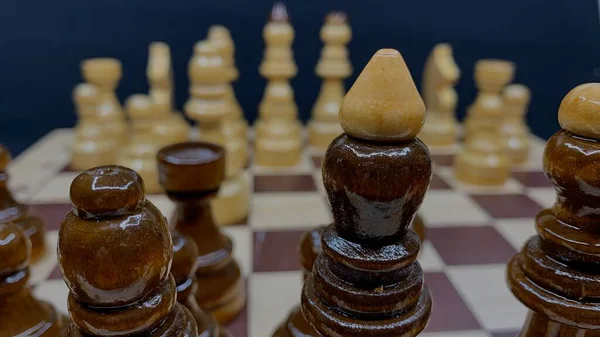 Jeu Échecs Bois Verni Main Sur Plateau Bois Pour Jouer — Photo