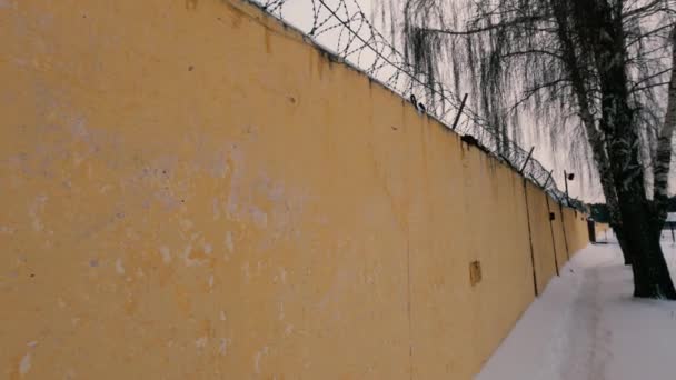 Old Soviet Prison Winter High Fence Barbed Wire Snow — Vídeos de Stock
