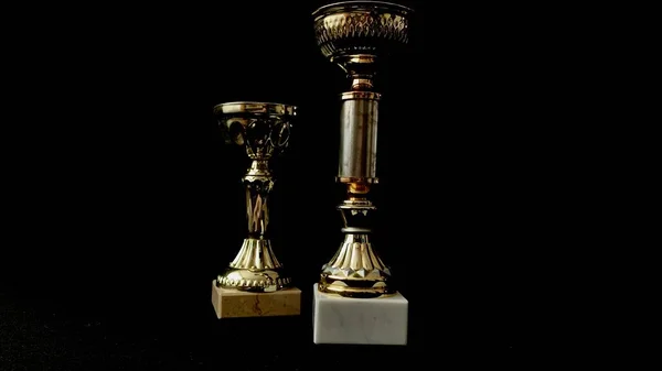 Gold Silber Bronzemedaillen Und Pokale Auf Schwarzem Hintergrund Zahlreiche Bedeutende — Stockfoto