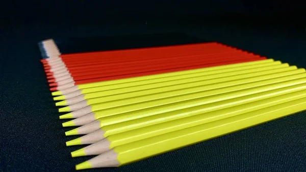 Abstraktion Von Bleistiften Zum Zeichnen Bleistifte Die Deutschland Fahne Gefaltet — Stockfoto