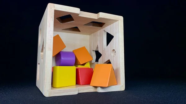 Desarrollo Juegos Coloridos Para Inteligencia Para Los Niños Pequeños Formas —  Fotos de Stock
