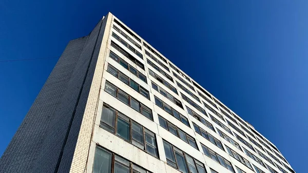 Grattacielo Edificio Uffici Abbandonato Appartenente Una Vecchia Fabbrica — Foto Stock