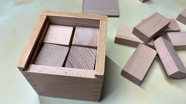 Juego Educativo Para Niños Hecho Madera Natural Para Enseñar Formas — Foto de Stock