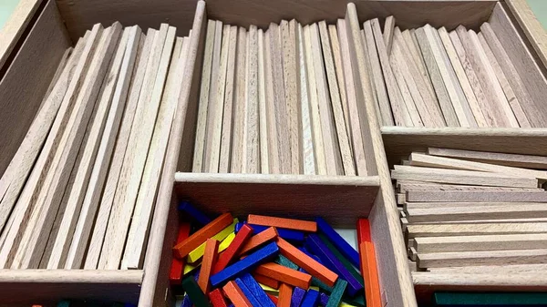 Conjunto Madera Con Varillas Multicolores Para Desarrollo Educación Los Niños — Foto de Stock