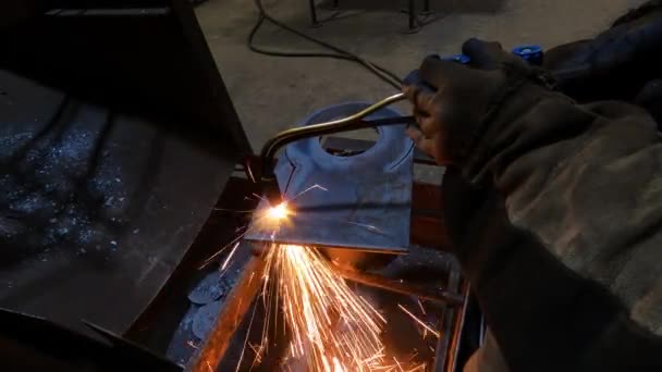 Máquina Cortadora Gas Para Tallar Metal Fábrica Maestro Trabaja Con — Vídeos de Stock