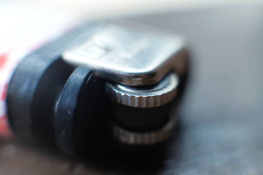 Bulanık arkaplanda daha hafif makro gaz