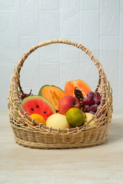 Fruta Fresca Variada Cesto Conjunto Frutas Verão — Fotografia de Stock
