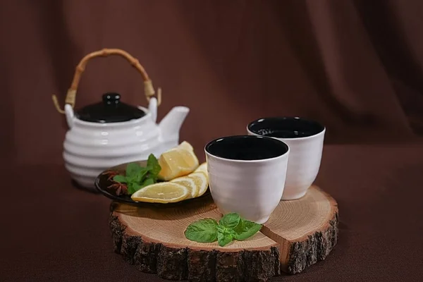 Two Cups Drink Stand Background Teapot High Quality Photo — Stockfoto