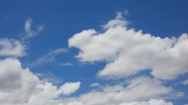 Bulutlar bulutlar, bulutlar, bulutlar, hava bulutları, mavi bulutlar, bulutlar. Yüksek kalite 4k görüntü